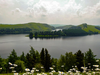 Fototapeta premium lake in the mountains in wales