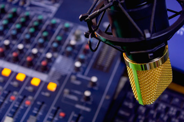Condenser microphone and equipment for recording music.