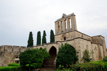 Fototapeta na wymiar gotische Klosterruine Bellapais