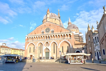 Fototapeta na wymiar Pontifical Basilica of Saint Anthony of Padua