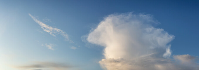 Obraz premium Beautiful Panoramic View of Cloudscape during a colorful summer sunset. Taken on the West Coast of British Columbia, Canada.