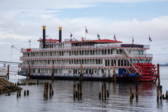 131 BEST Sternwheeler IMAGES, STOCK PHOTOS & VECTORS Adobe Stock