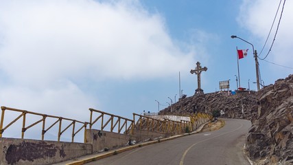 Cruz del cerro San Cristóbal en Lima