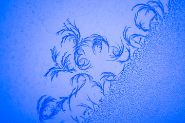 snow patterns on the window