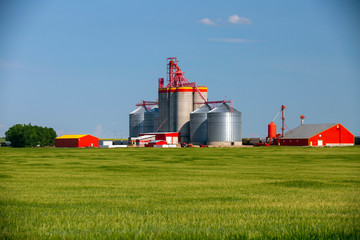 Canadian Prairies Granary Grain Elevator Saskatchewan © nalidsa