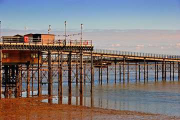Naklejka premium Southend on Sea Pier and Beach, Essex, England