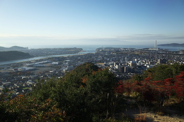 日本の兵庫県赤穂市の雄鷹台山の紅葉