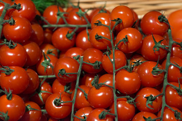 cherry tomatoes store