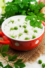 Rice with green peas