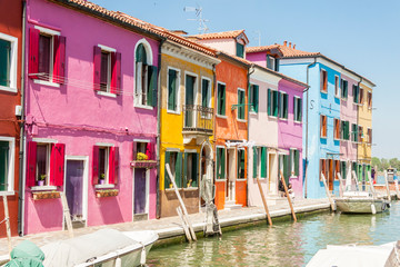 Fototapeta na wymiar Colorful city - Burano, Italy