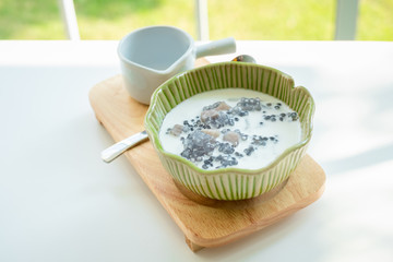 Tapioca Thai Dessert (Sakhu)