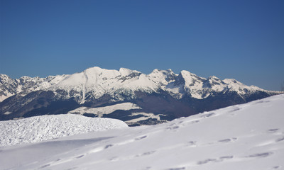 Fototapeta na wymiar the snow in the mountains of Belluno