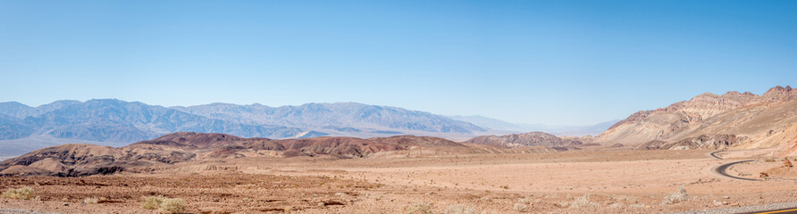 Naklejka na ściany i meble Panorama de la Vallée de la Mort en Californie