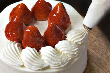 楽しいケーキ作り