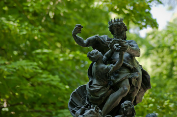 Fototapeta premium Detalle parte superior fuente de Neptuno