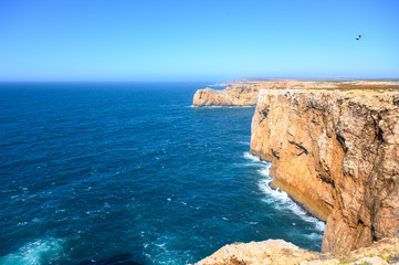 Fototapeta na wymiar Steilküste an der Algarve II