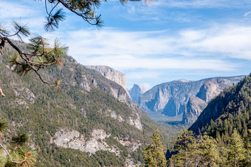 Fototapeta na wymiar Half Dome du parc Yosemite