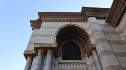 Mosque with the beauty of the shape of the building