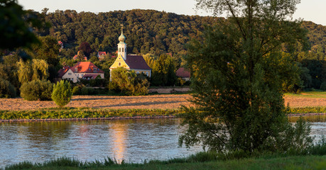 Little church 