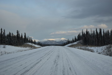 Obraz premium snowy road