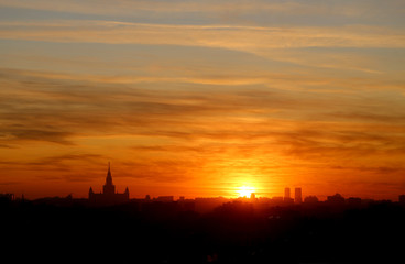 Fototapeta na wymiar Photo of a gorgeous sunset view from the top in Moscow