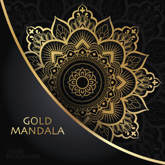 Obraz premium Vector mandala. Luxury pattern ornament. Gold vintage postcard on black background. Perfect for background, Wallpaper, invitation, flyer, menu, brochure, postcard, decoration or other desired idea