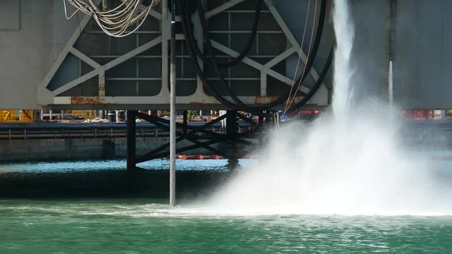 Performing integrate acceptance test (IAT) to test power management system of the jack up rig at the shipyard by using the paddle BHA to generate torque while pumping. 