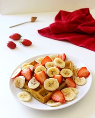 Waffles banana strawberries