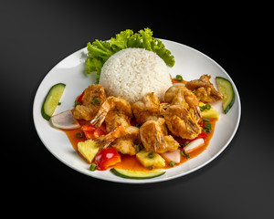 Vietnamese cuisine - a lot of it is borrowed from Chinese, Indian, French cuisines. The cuisine of this Asian country is diverse, nutritious and contributes to longevity. It is customary to cook it on