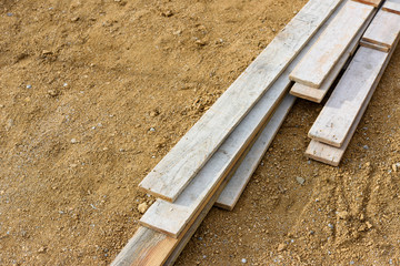 写真素材：木材、地面、建設現場、工事現場、資材
