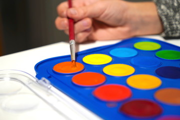  L'acquarello &egrave; una tecnica popolare per la sua rapidit&agrave; e per la facile trasportabilit&agrave; dei materiali