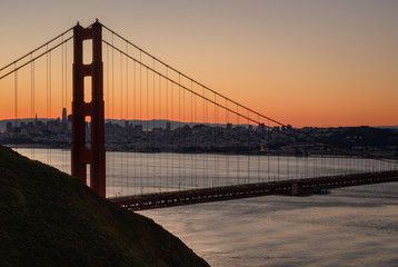 Fototapeta na wymiar Golden Gate and San Francisco at Sunrise