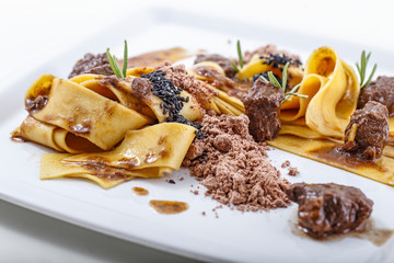 tagliatelle con carne