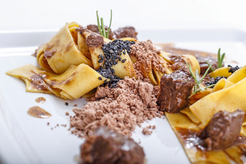 tagliatelle con carne