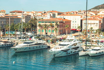 Fototapeta na wymiar Hafen von Ajaccio, Korsika