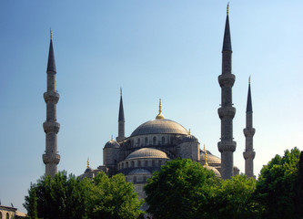 Fototapeta na wymiar Hagia Sophia is an ancient Orthodox patriarchal basilica in Istanbul
