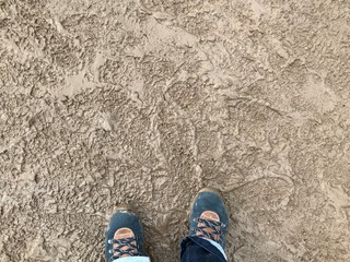 Fototapeta premium Matsch und Schlick bei einem OUTDOOR Event im Herbst nach einem schweren Regen