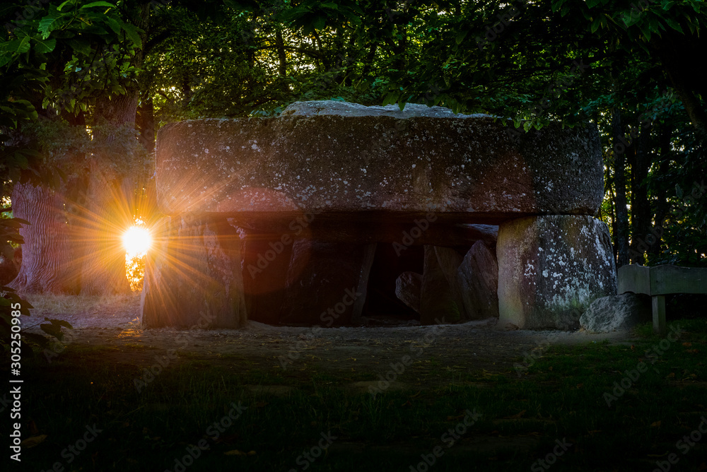 Wall mural The Roche aux fées megalithic site in Brittany at solstice sunset