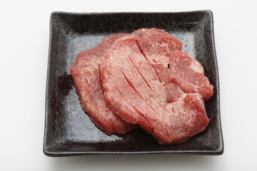  Image of thick sliced ​​beef tongue on white background