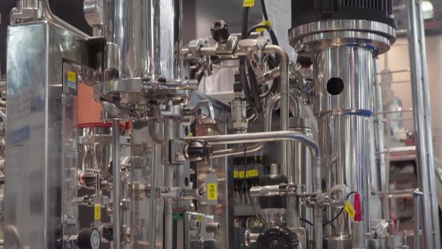 Equipment for pharmaceutical and chemical industry, biotechnological and chemical reactor