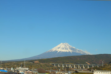 東海道新幹線車窓からの富士山