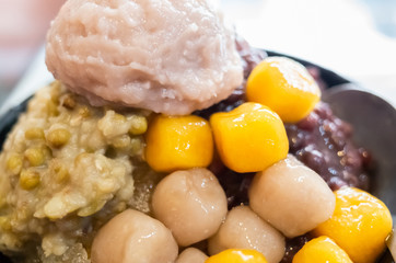 cold shaved ice with colorful dessert