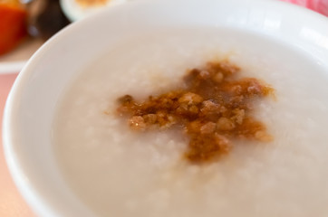 white rice porridge