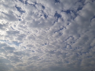 Obraz premium blue sky with white clouds