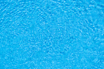 Blue color of wave and reflection