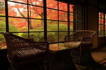 紅葉の一ノ倉邸