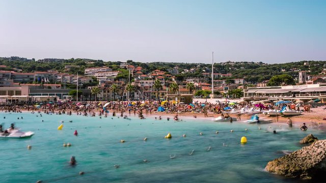 People enjoying a day at the beach in Cassis time lapse