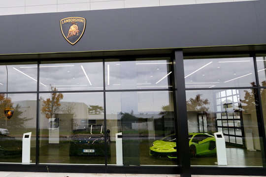 Lamborghini Car Shop Logo Supercar Bull Taurus Sign Car Dealership Official Store