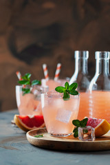 Cocktail with grapefruit and mint