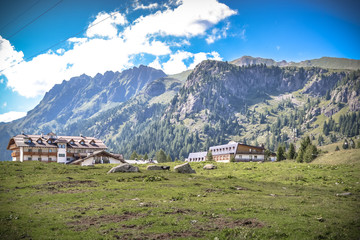 Fototapeta na wymiar Wonderful alpine scenery